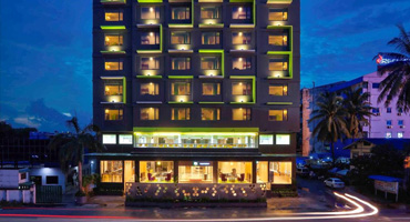 Myanmar Lbis style hotel